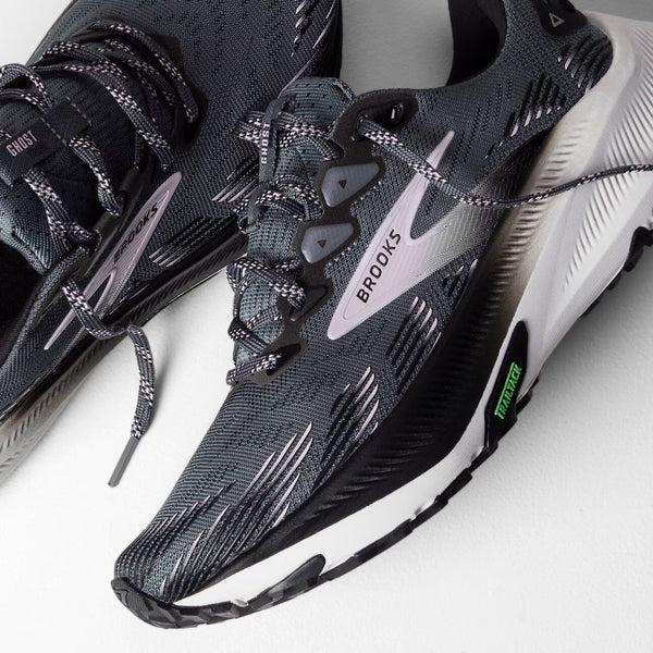 W Ghost Trail- Poppyseed/Black/Pink