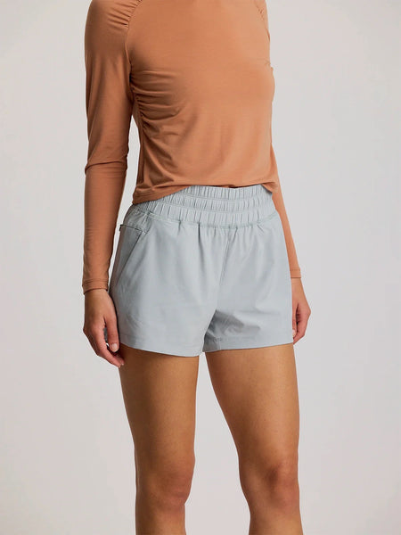 W Pull-On Breeze Short- Aspen Grey