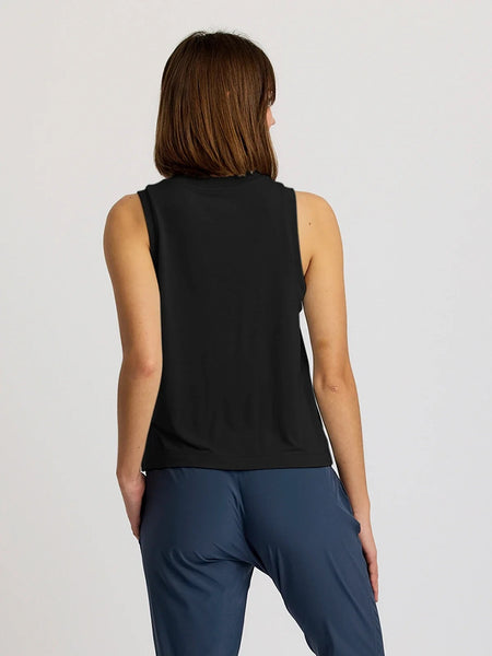 W Elevate Lightweight Tank